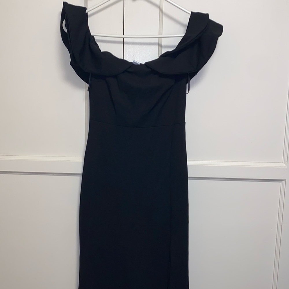 Revamped Small Black Off-the-Shoulder Ruffled Maxi Dress